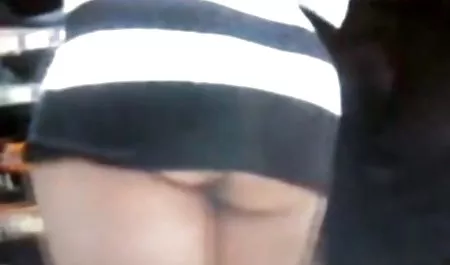 18 தனியார் செக்ஸ் வீடியோ - இரினா ப்ரூனி - டீன் இசை ரசிகர் பெறுகிறார், இரட்டை உடை