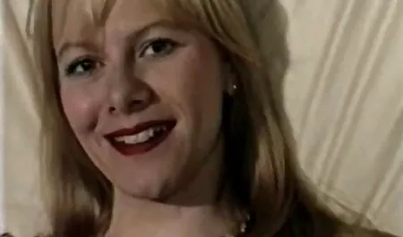செக்ஸ் வீடியோ செக்ஸ் மசாஜ் இங்கிலாந்து GILF Lacey Starr பெண்ணின் மீது ஒரு பெரிய காயி or மாங்கா
