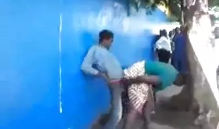 இரண்டு அழகான பள்ளி குத்திக்கொள்வது செக்ஸ் வீடியோ பேப்ஸ் செக்ஸ் அதே நேரத்தில்